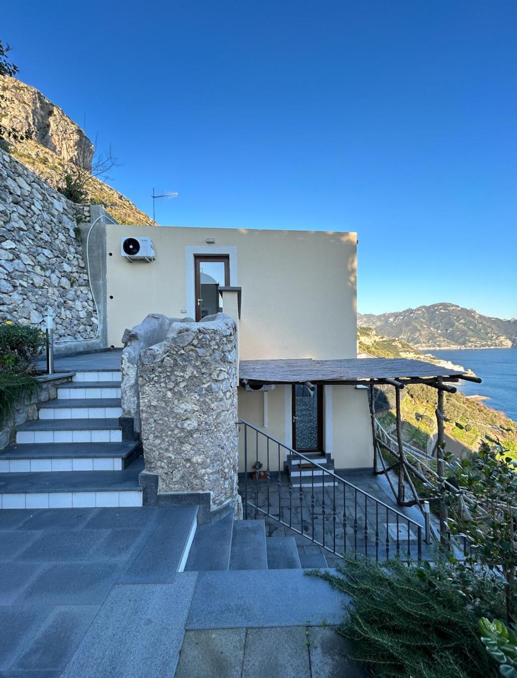 Alba - Rubino * Amalfi